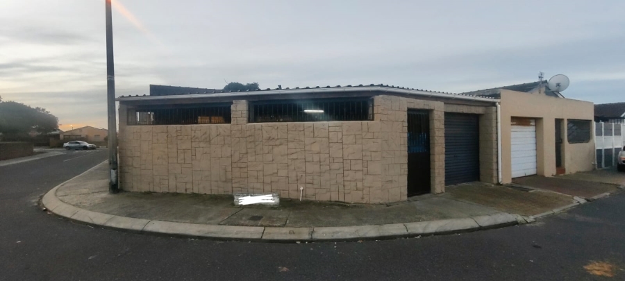 3 Bedroom Property for Sale in Portlands Western Cape
